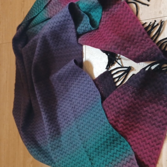 NWT David & Young Softer Than Cashmere Ombre Oversized Fringed Blanket Wrap - Picture 7 of 9